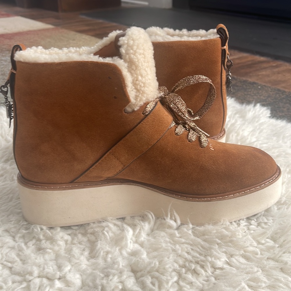 Coach Urban Hiker Suede Shearling Boots Size 10 - Picture 13 of 15